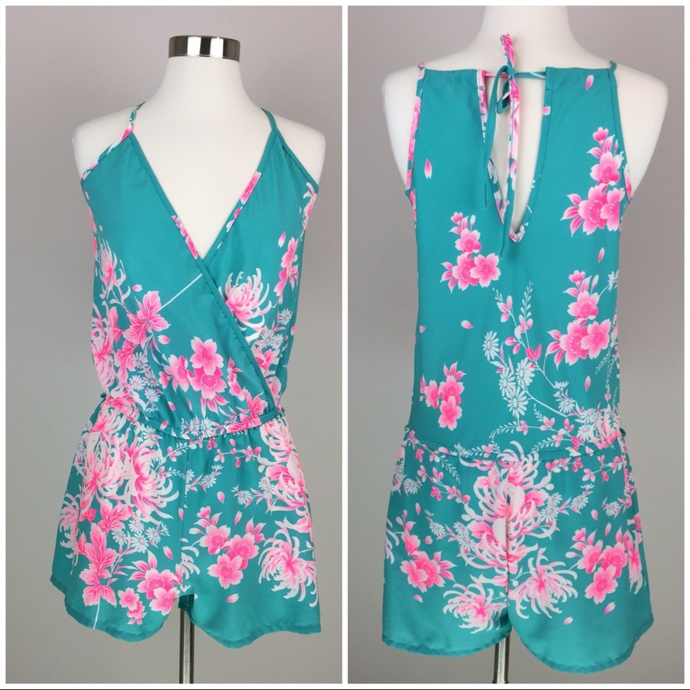 Groovy Floral Print V- Neck Sleeveless Romper S 🌸
